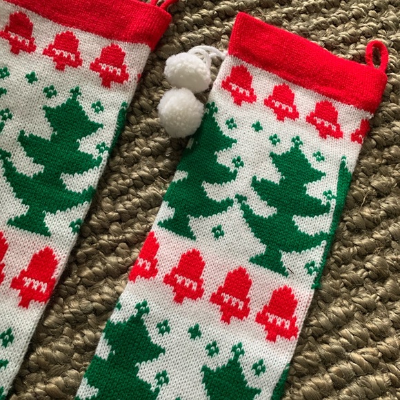 Pair of Vintage 22” Knit Christmas Stockings Red/Green/White - Picture 3 of 10